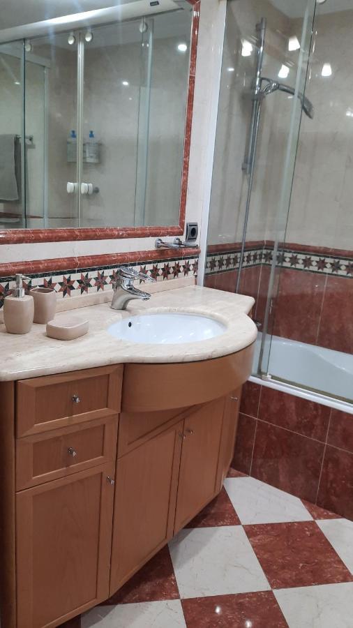 Bright apartment facing the river, Plaza España Sevilla Exterior foto